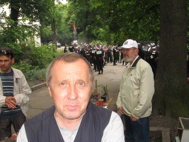 18 6 12 009.jpg