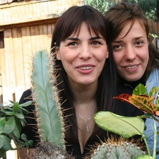 Лика Бабунашвили и Ната Гогия (Тбилиси, Грузия) 2007 (4203 відвідувань) Лика Бабунашвили и Ната Гогия (Тбилиси, Грузия) 2007