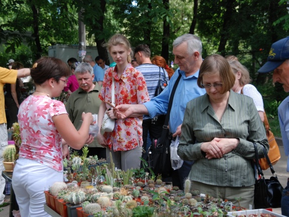 Выставка май 2009 (3008 відвідувань) Фото Виктора Зиньковича (Киев)
Выставка май 2009