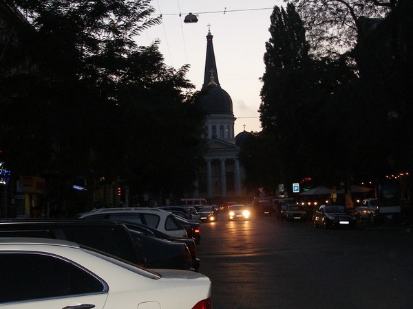 Выставка на День города (02.09.2007) (3031 відвідувань) Дорога, ведущая к храму (вернее, к Собору)...
Фото Ивано�... Выставка на День города (02.09.2007)