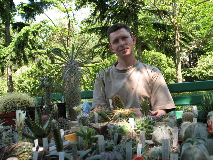 Выставка май 2007 (3276 відвідувань) 25.05. Те же лица
Фото Алексея Вовк (Киев) Выставка май 2007